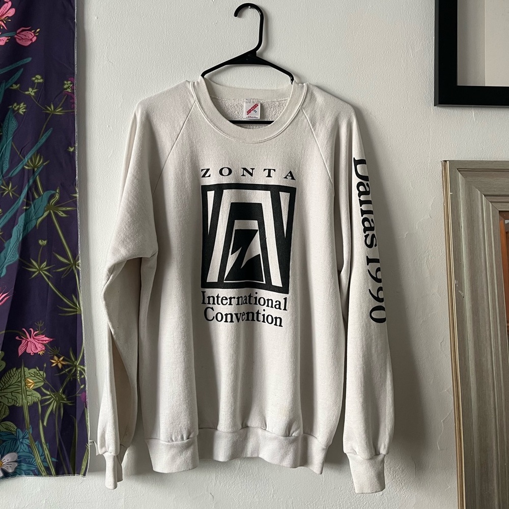Vintage crew neck